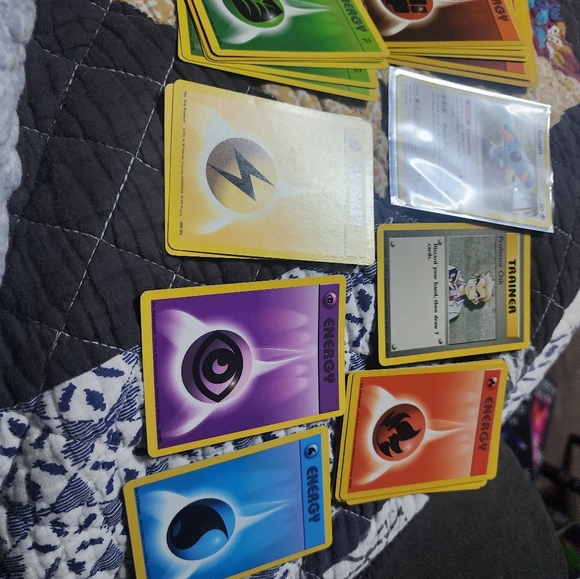 Pokemon Set - Picture 4 of 8